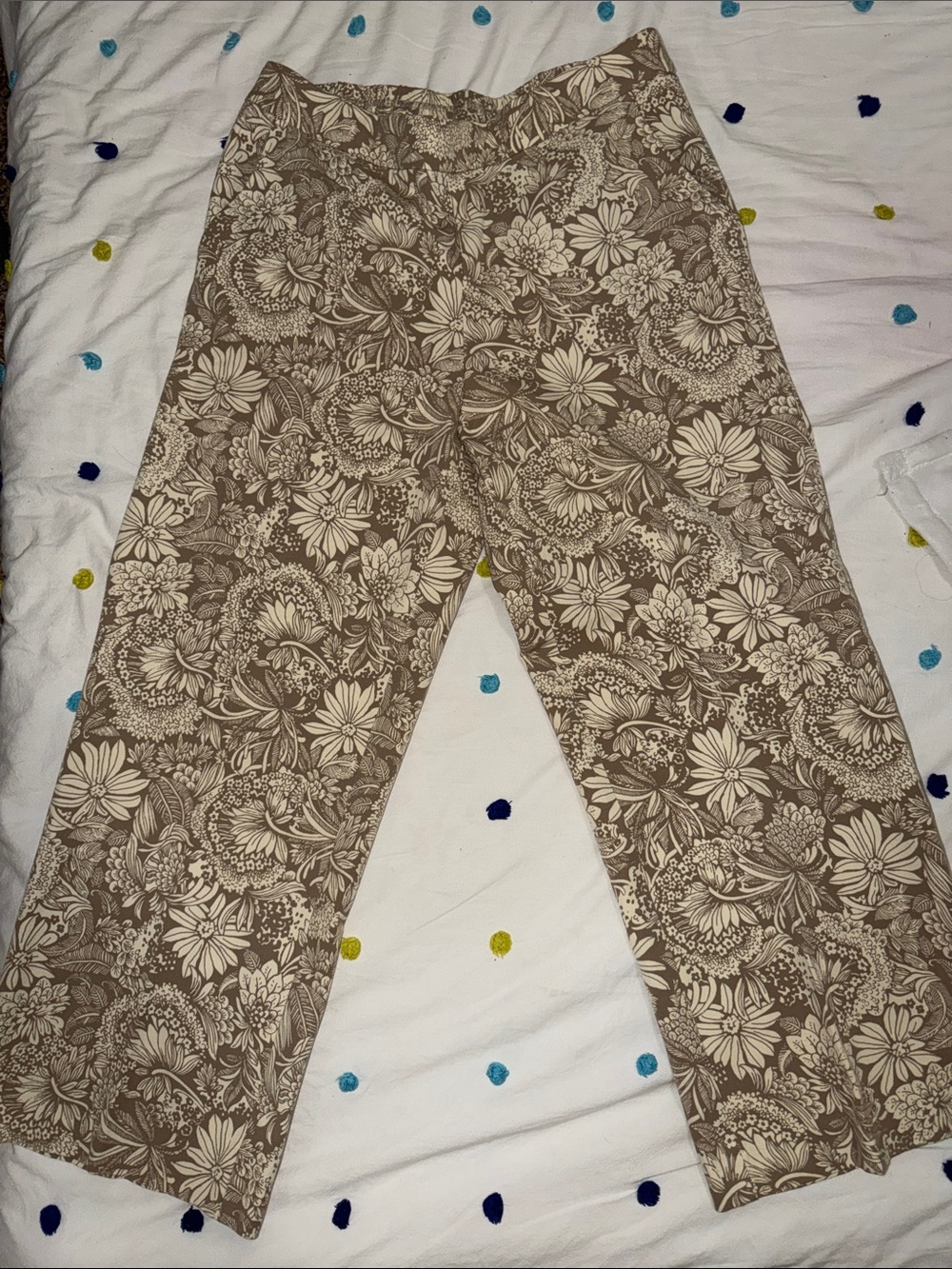 Isaac Mizrahi Tan & Cream Floral Pull-On Pants